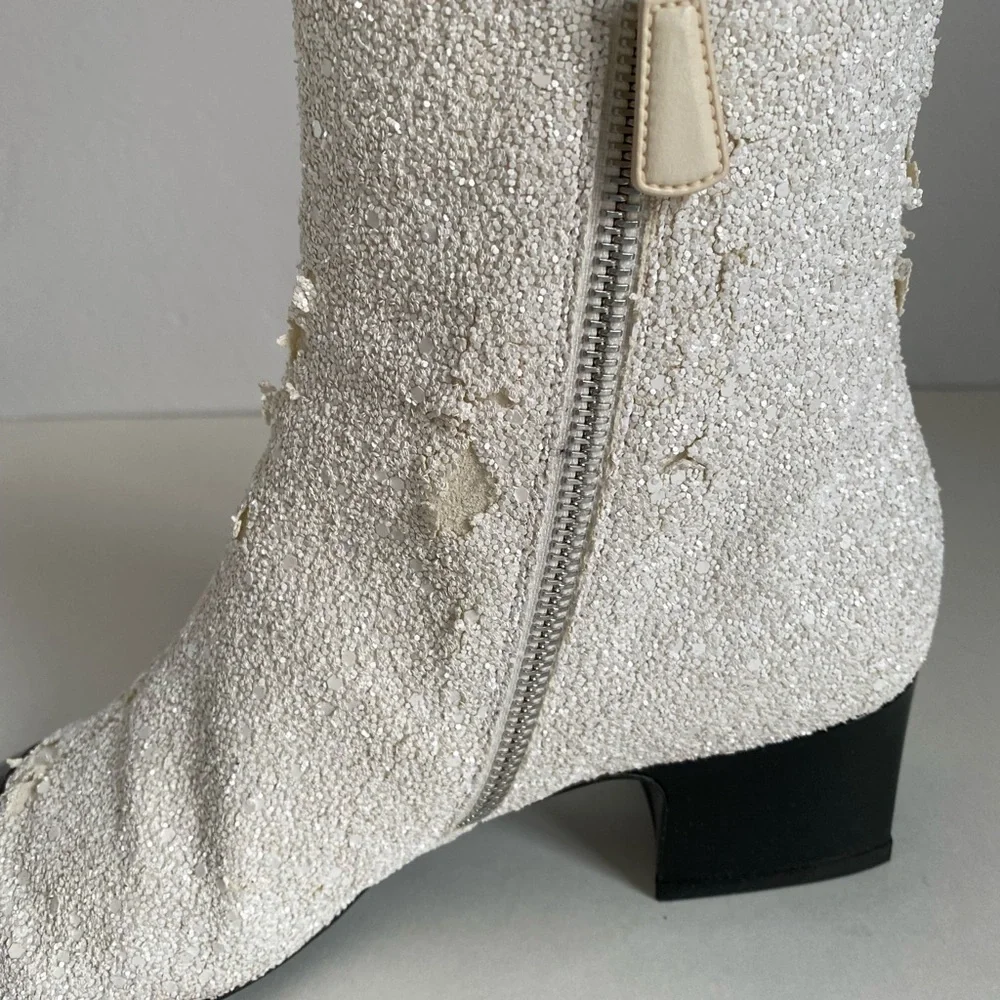 SOLD☄️ON TRADESY DEFECTIVE CHANEL RUNWAY ‘ASTRONAUT’ COLLECTION BOOT - Picture 9 of 15